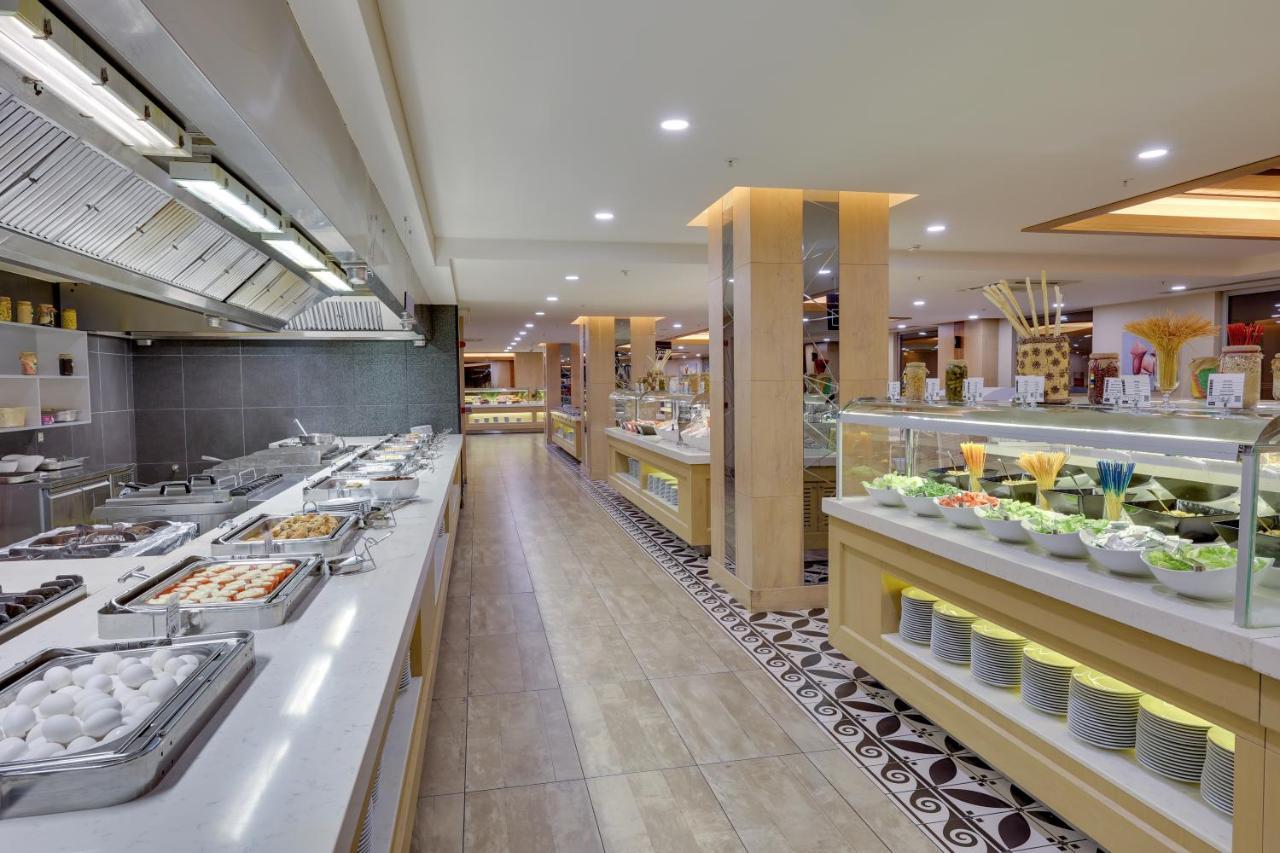 库萨达斯华美达酒店 外观 照片